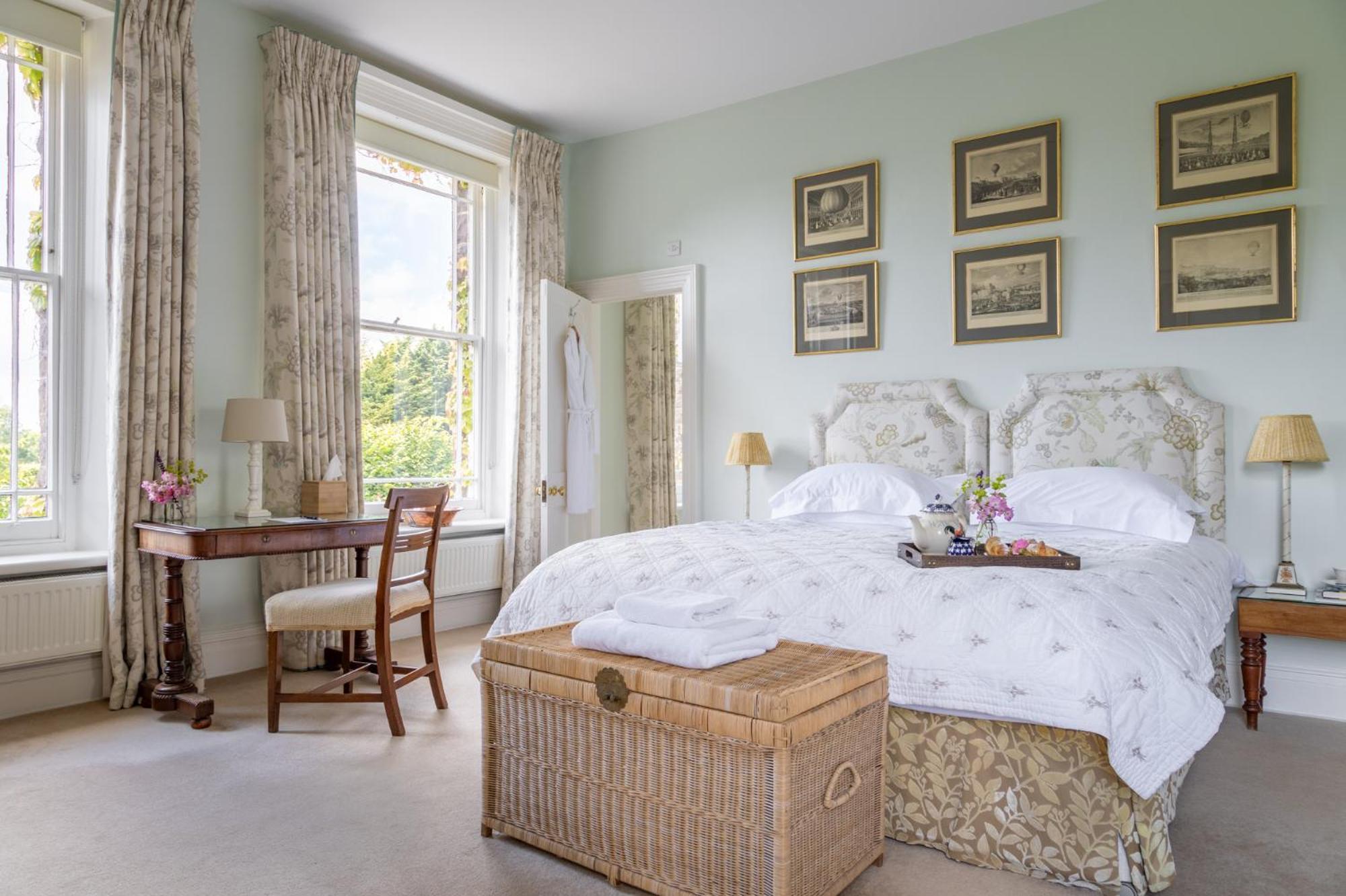 سويندون Overtown Manor Bed And Breakfast المظهر الخارجي الصورة