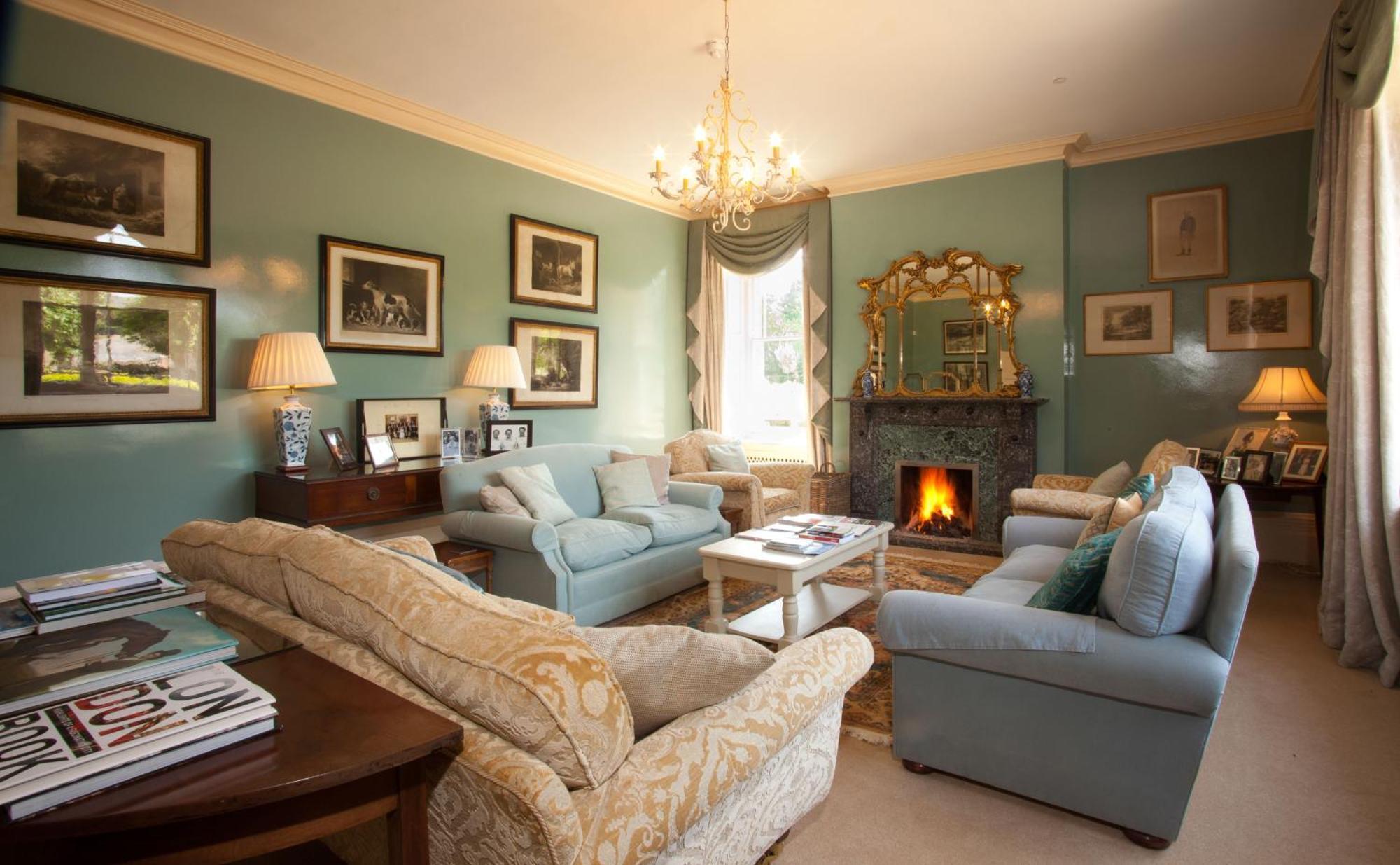 سويندون Overtown Manor Bed And Breakfast المظهر الخارجي الصورة